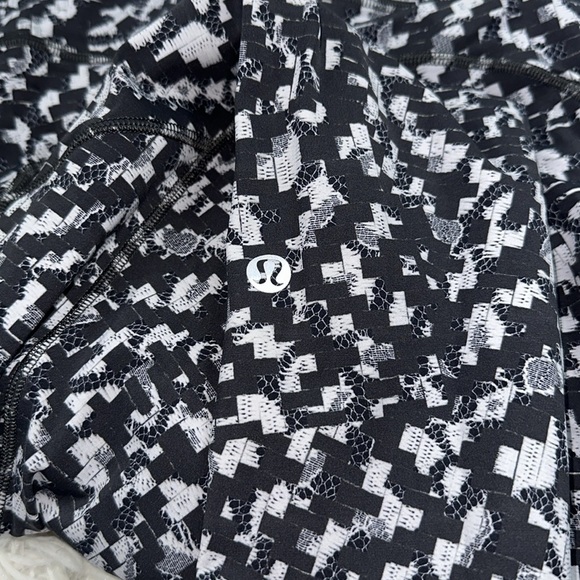 Lululemon Fast and Free Tight 25" *Non-Reflective Nulux Pace Lace Graphite Grey - Picture 5 of 7